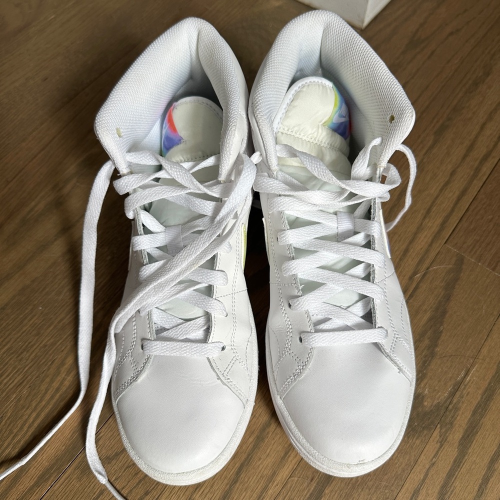 NIKE Court Royale 2 Mid Women’s Sneakers Tie Dye Size 8.5